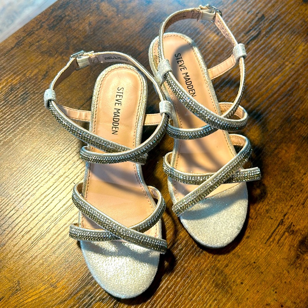 Girls Steve Madden bling heeled sandals size 1